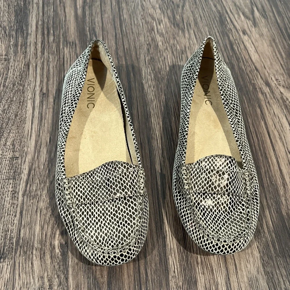 Vionic Larrun Women's 6.5 Shoes Brown Bronze Comfort Orthotic Slip On Loafers